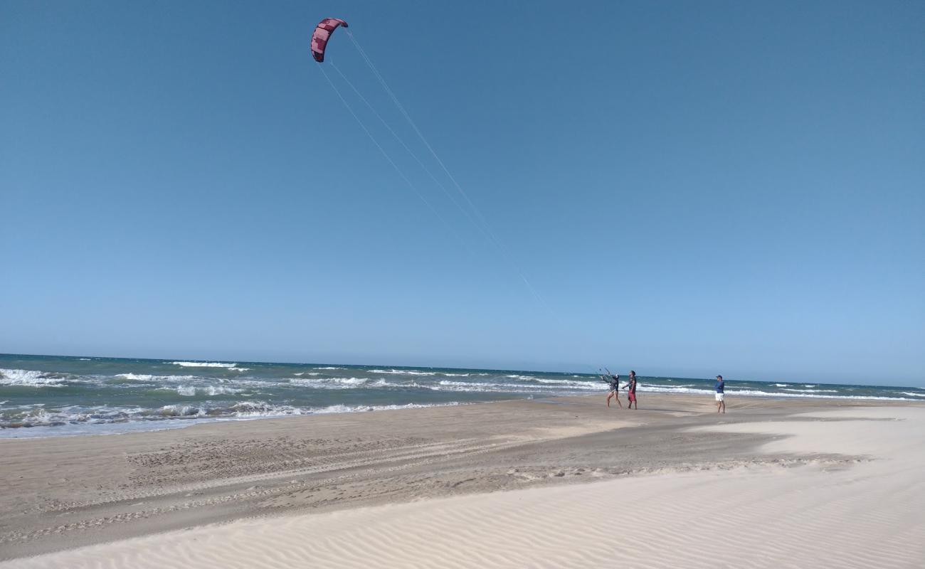 Фото Praia de Embuaca с светлый песок поверхностью