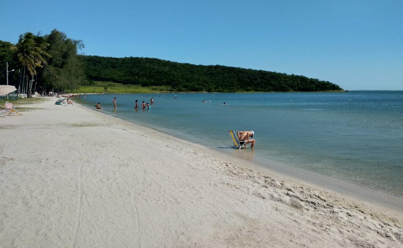 Фото Praia dos Ubas с светлый песок поверхностью