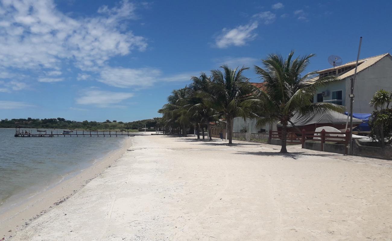 Фото Praia do Balneario с светлый песок поверхностью