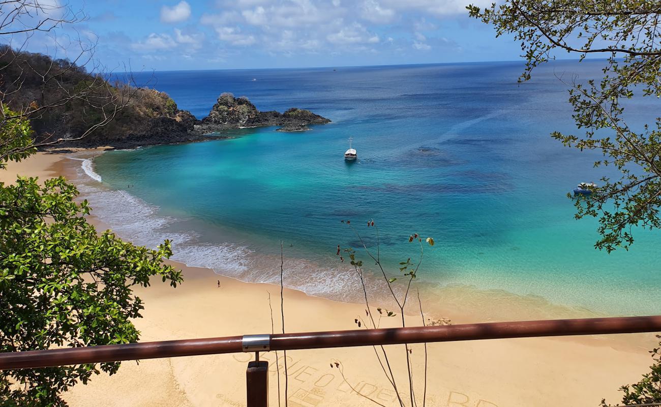 Фото Praia Do Leao с светлый песок поверхностью