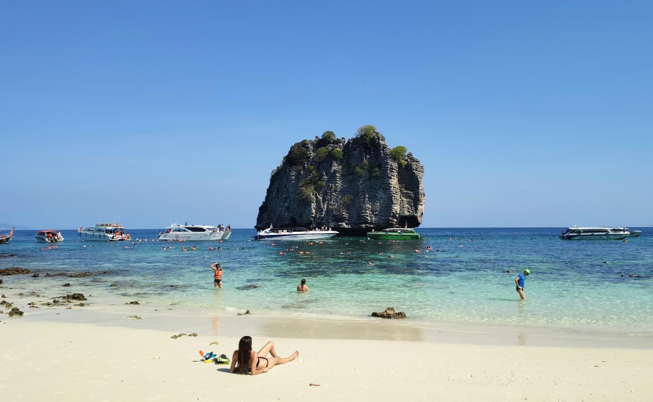 Фото Koh Haa Beach I с песок с камнями поверхностью