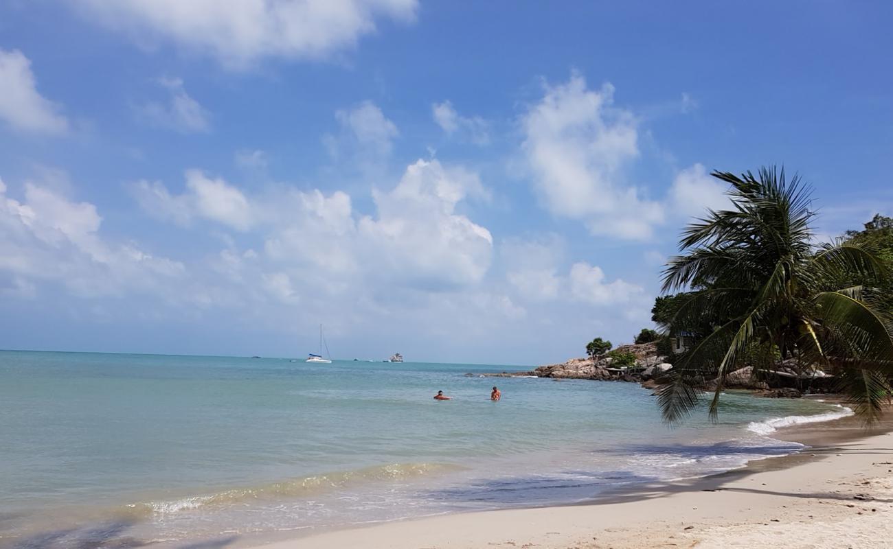 Фото Thongson Bay beach с белый песок поверхностью