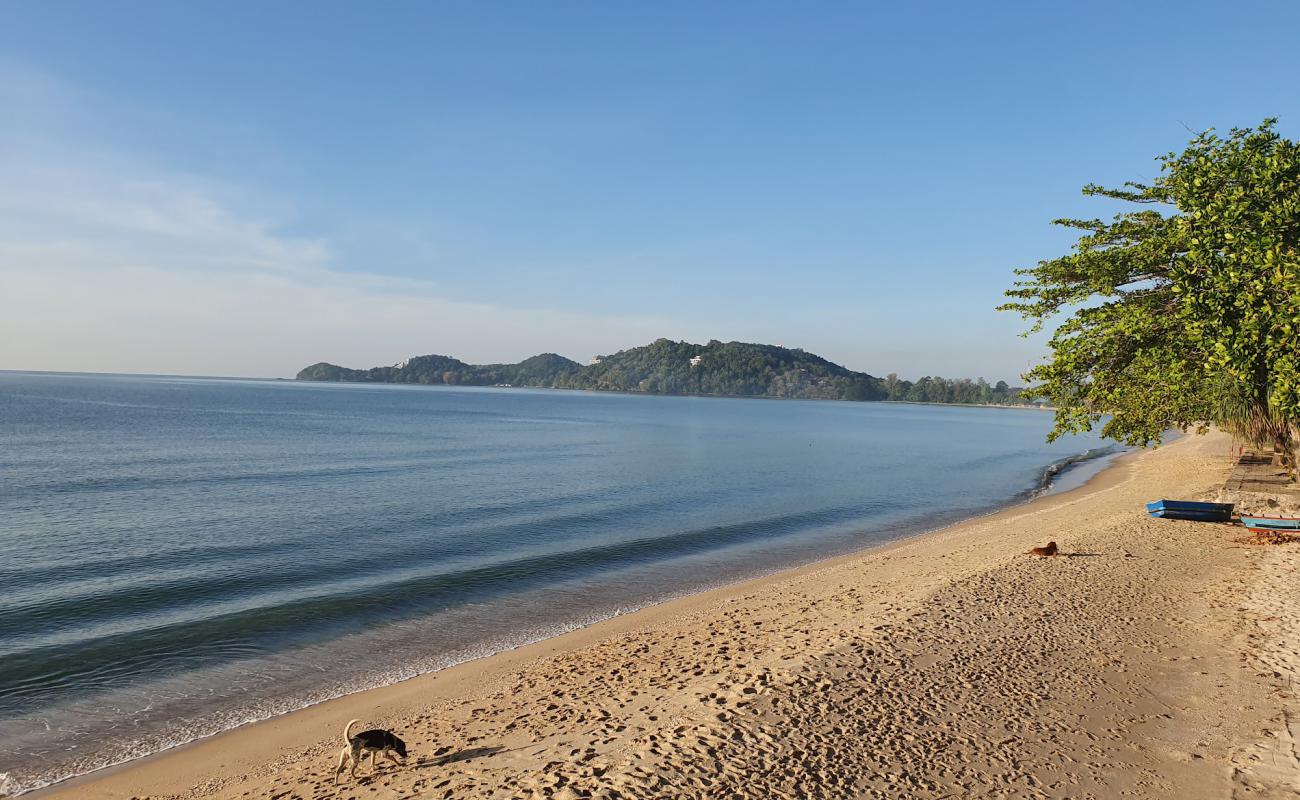 Фото Hat Sai Kaeo Beach с светлый песок поверхностью