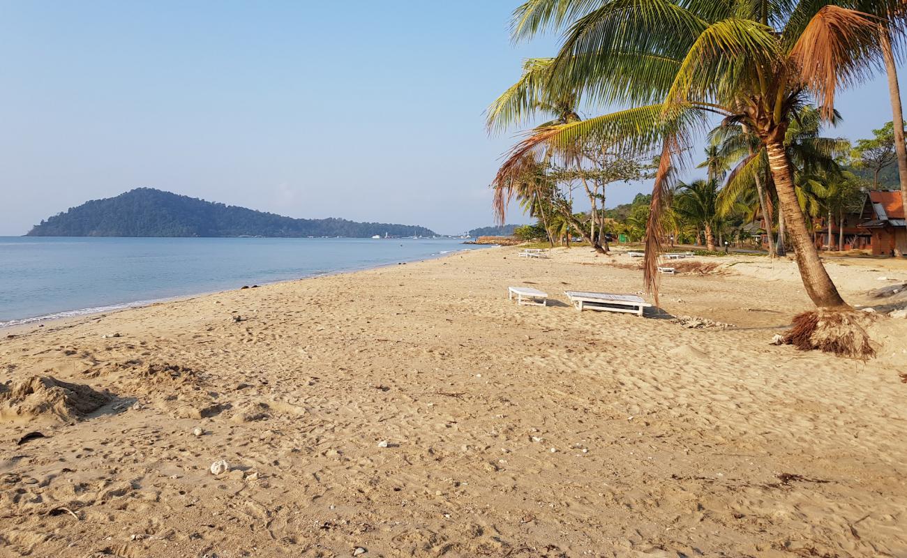 Фото Koh Chang Beach с светлый песок поверхностью