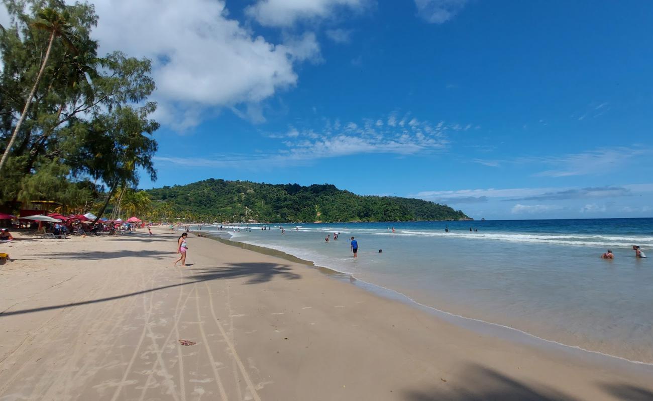 Фото Maracas beach с золотистый песок поверхностью