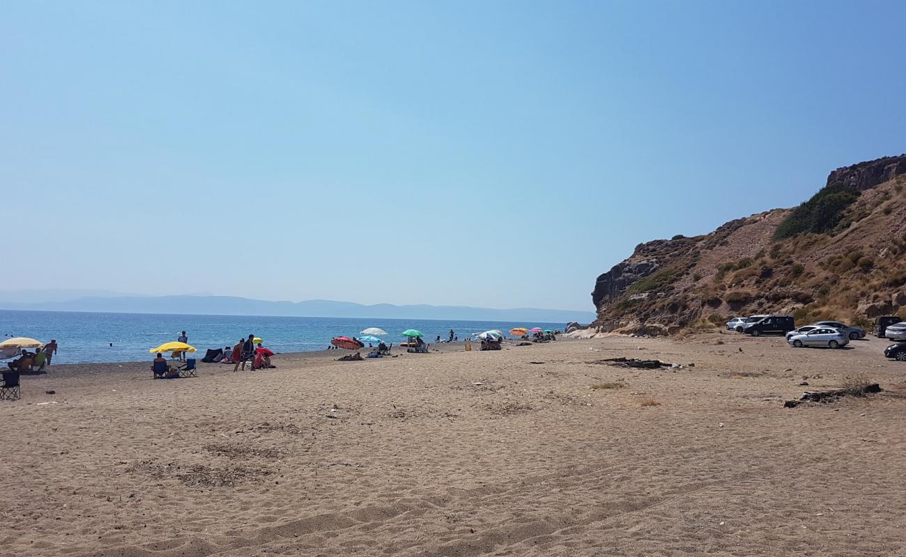 Фото Tuz Lake beach с светлый песок поверхностью