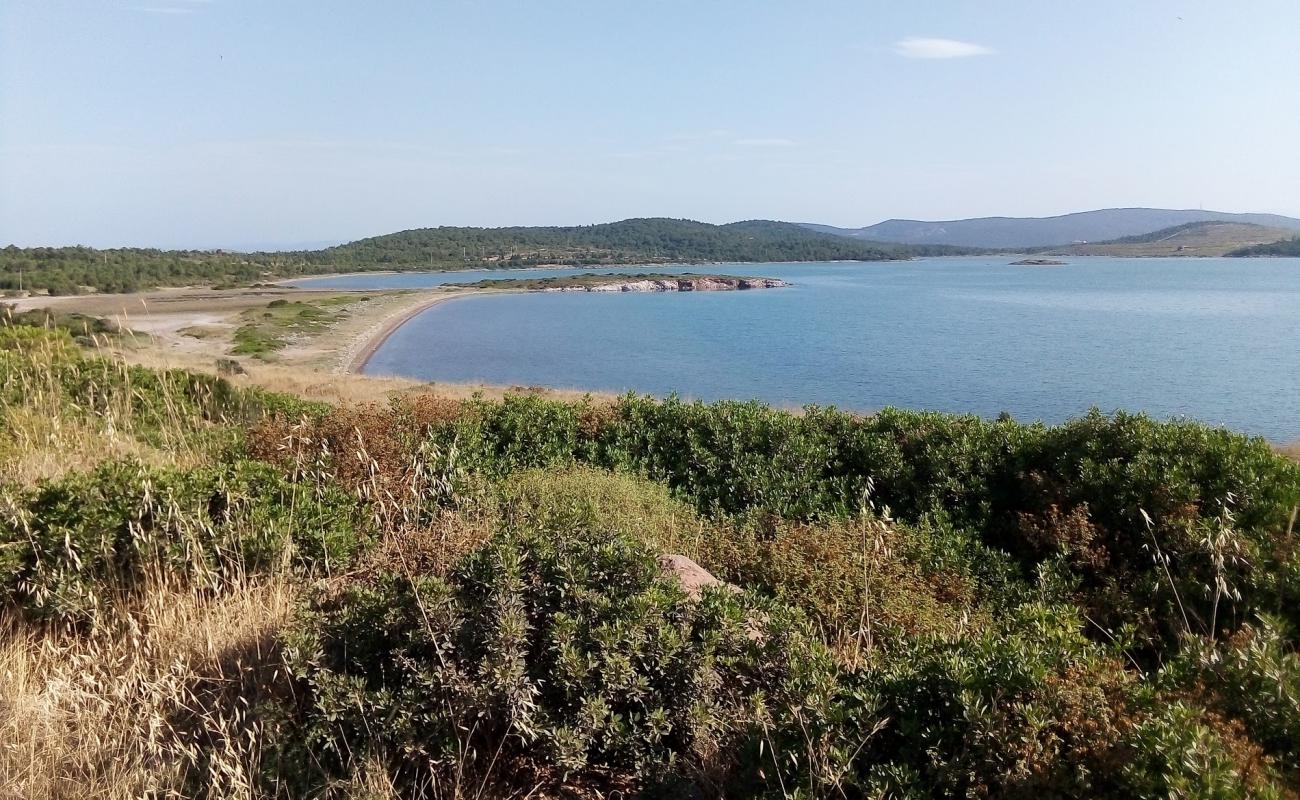 Фото Sefa Camlik beach II с песок с галькой поверхностью