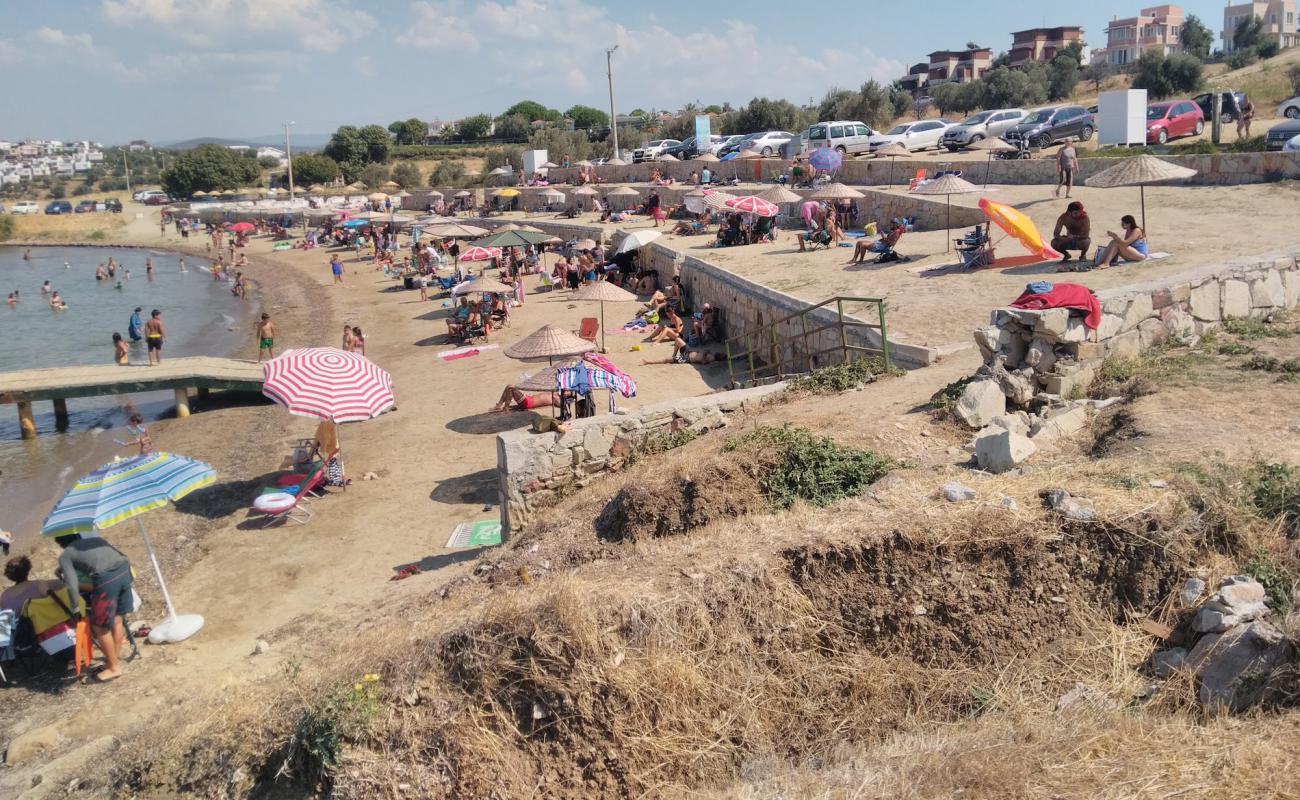 Фото Sirataslar beach с светлый песок поверхностью