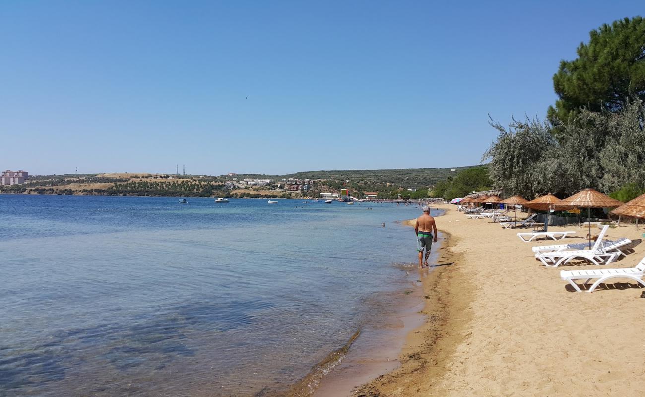 Фото Erdek beach II с светлый песок поверхностью