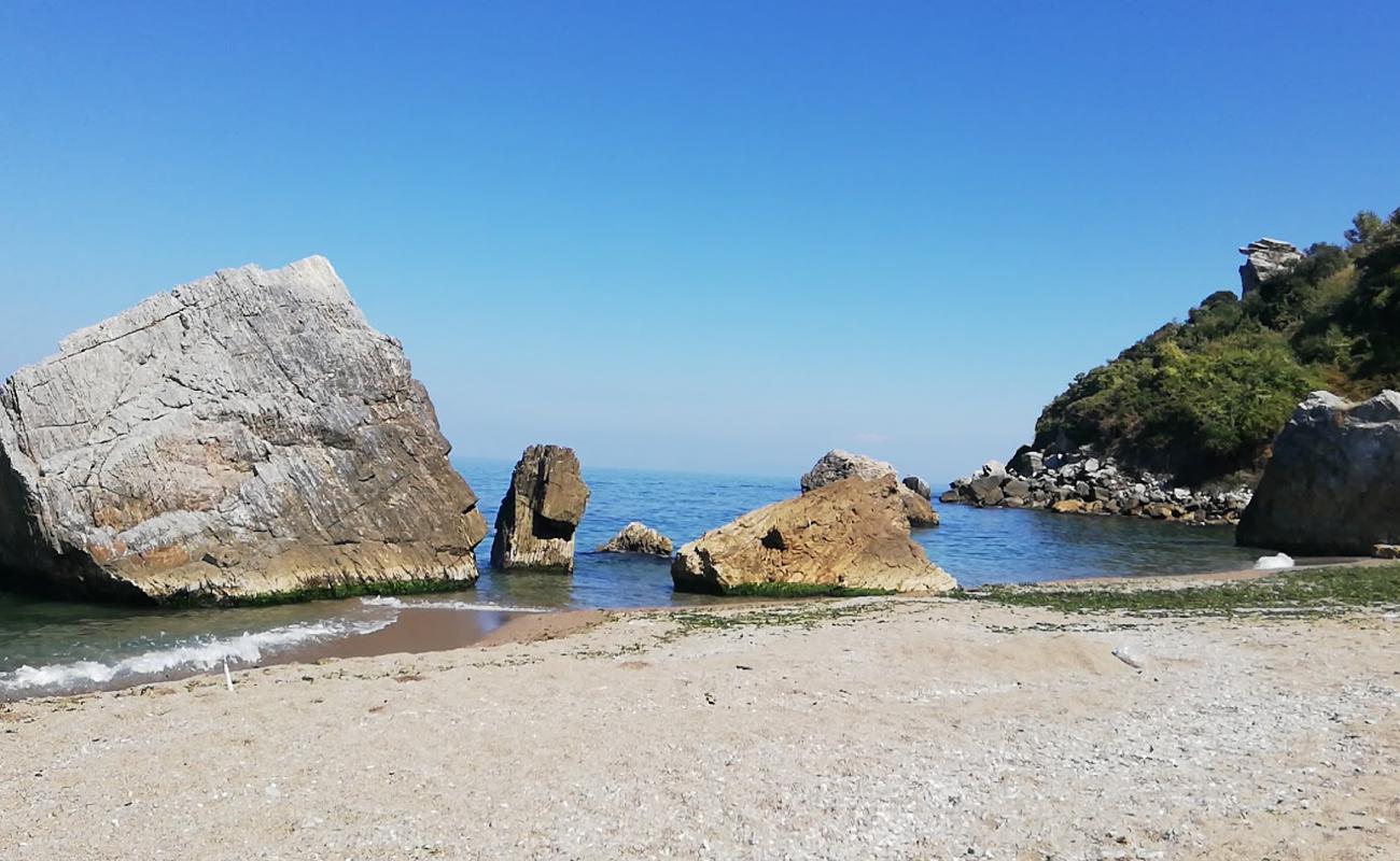 Фото Kursunlu beach с светлый песок поверхностью