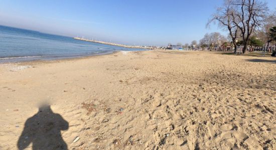 Yalova Gunbatimi beach