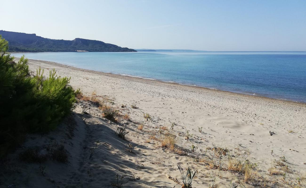 Фото Anzak Koyu beach с светлый песок поверхностью