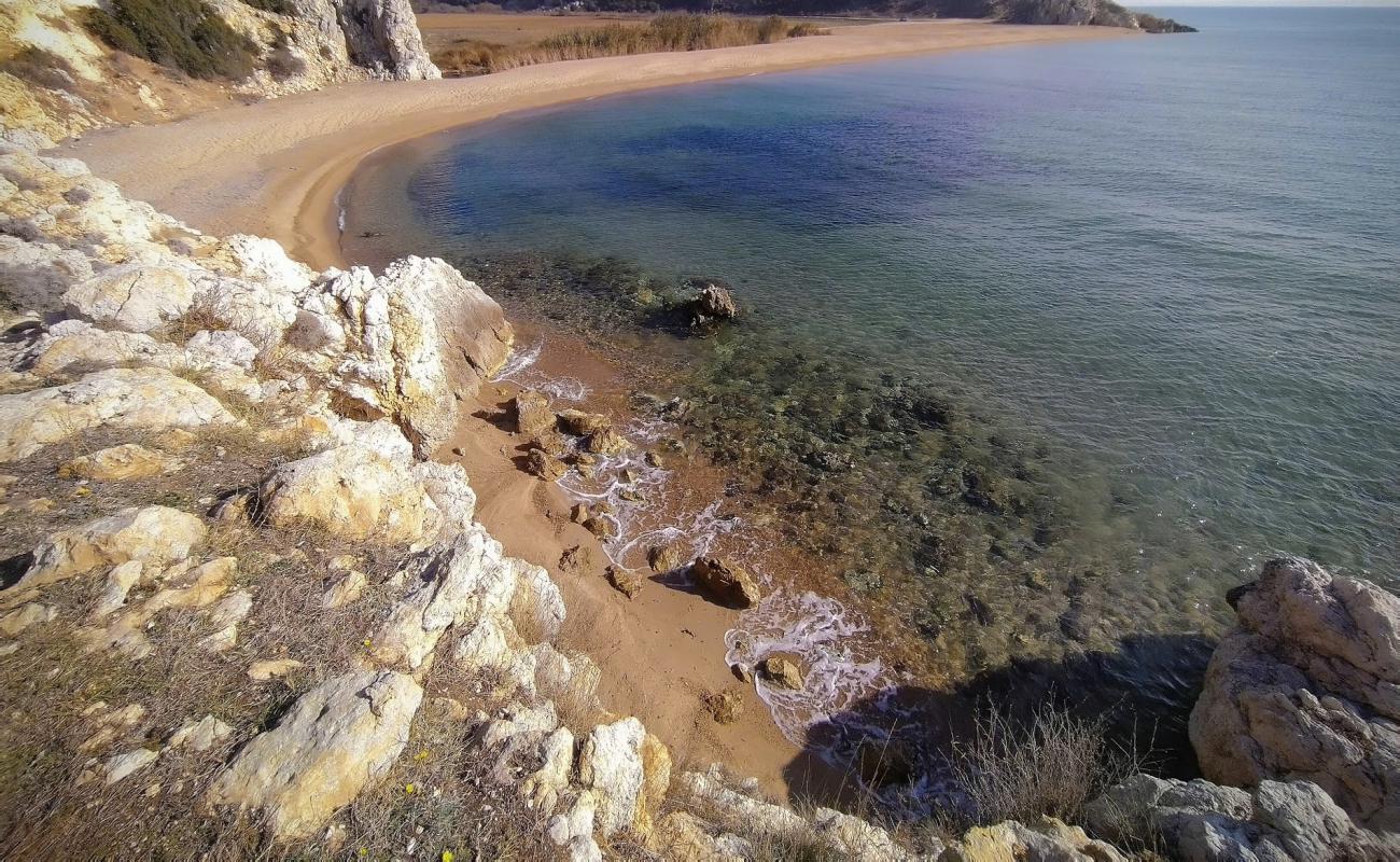 Фото Uzunkum beach II с золотистый песок поверхностью