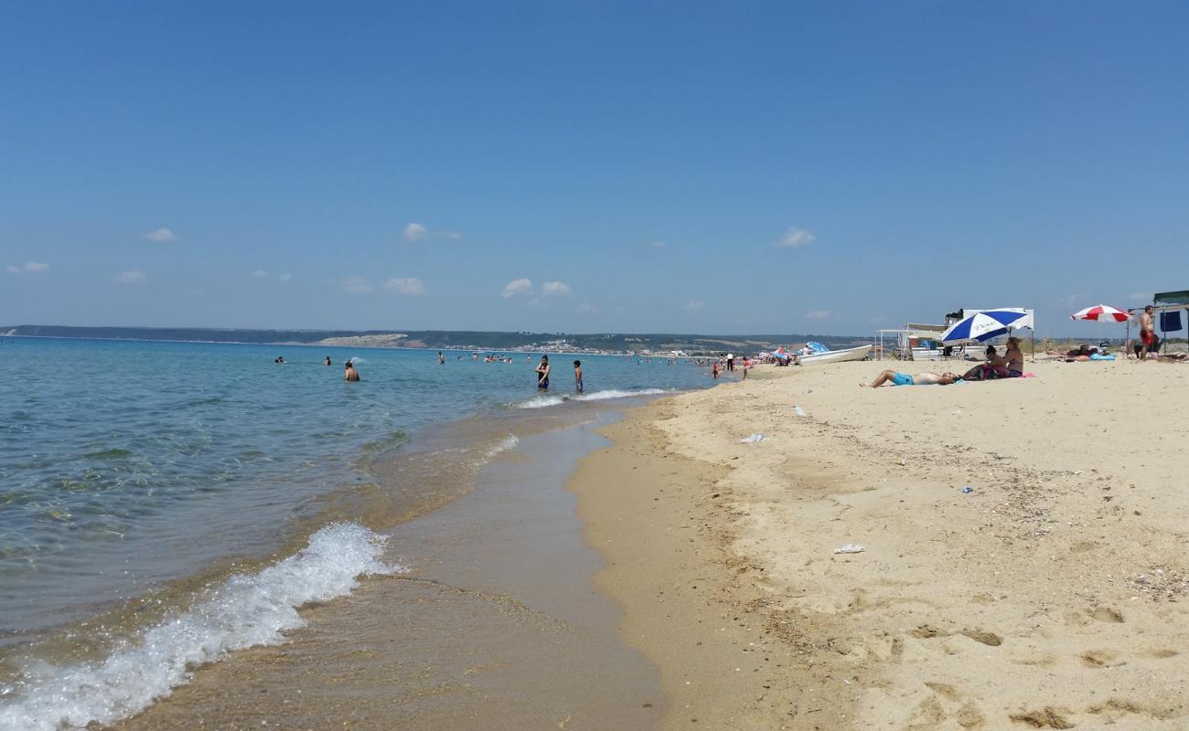 Фото Mecidiye coast beach с золотистый песок поверхностью