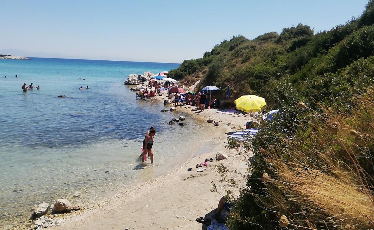 Фото Cennetkoy beach с песок с галькой поверхностью