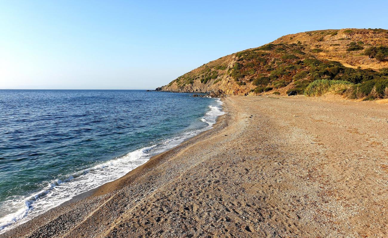 Фото Karacagil beach с песок с галькой поверхностью