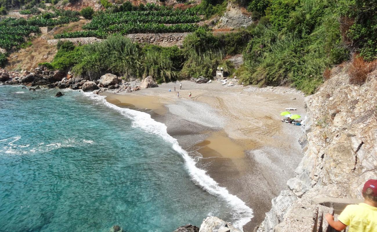 Фото Imamli beach с песок с галькой поверхностью