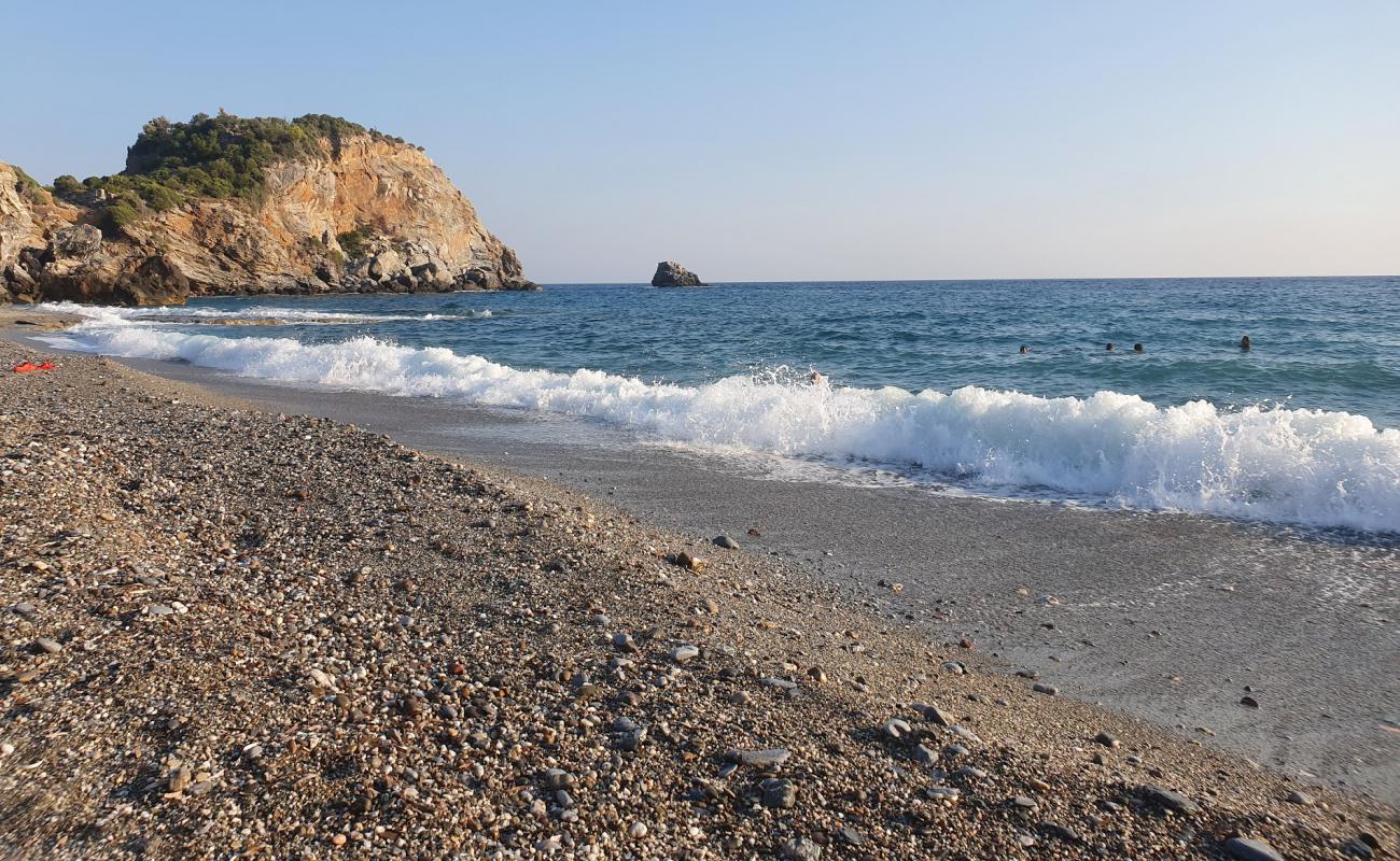 Фото Imamli beach III с песок с галькой поверхностью