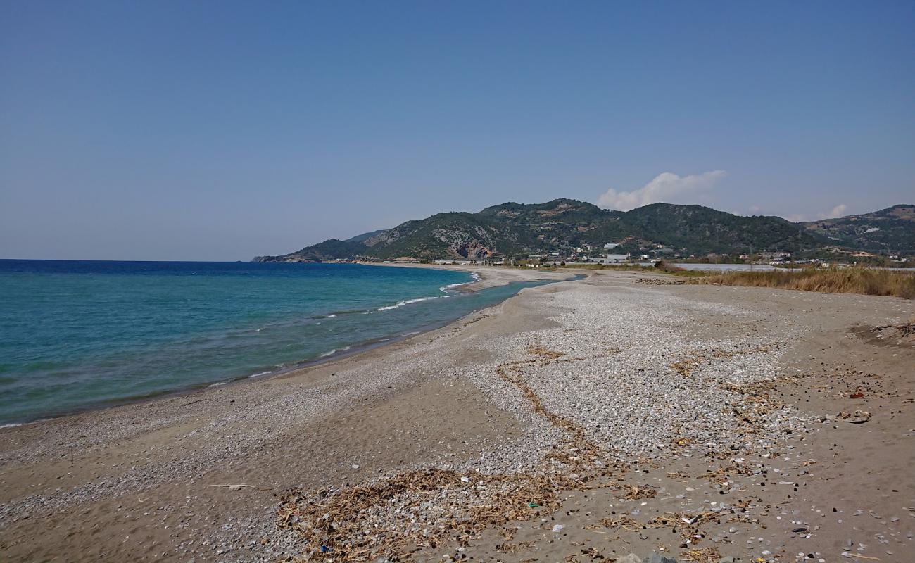 Фото Kahyalar beach с песок с галькой поверхностью