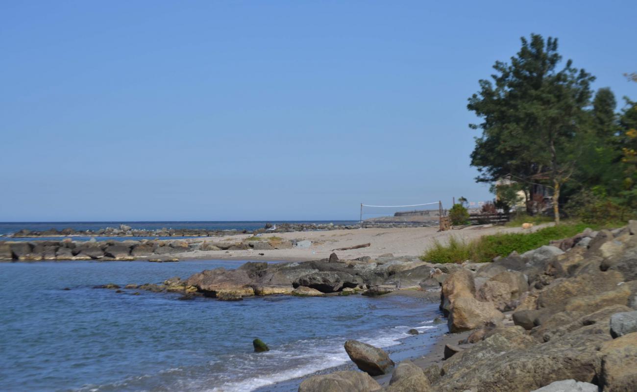 Фото Kiyicik Family Beach с песок с камнями поверхностью