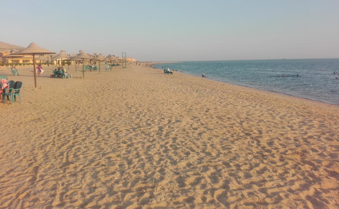 Фото Abu Nunes Beach с светлый песок поверхностью