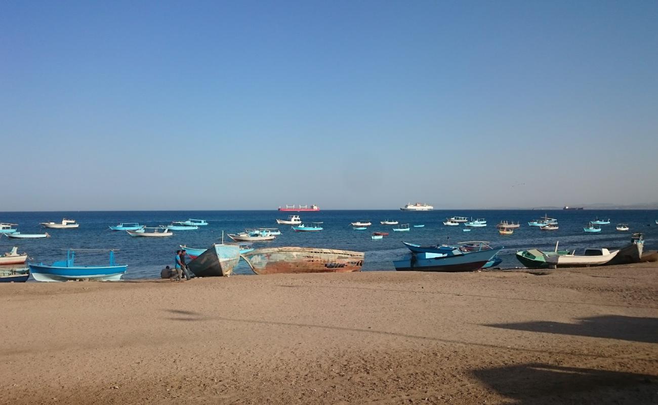 Фото Safaga City public beach с светлый песок поверхностью