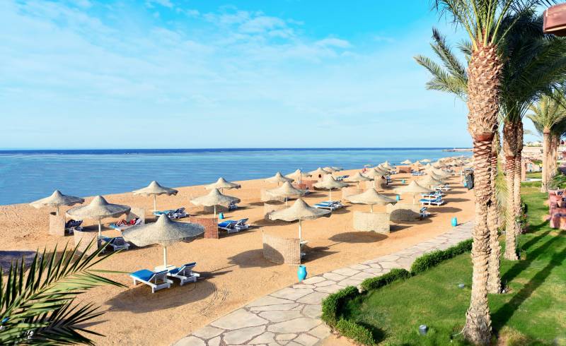 Фото Hotelux Oriental Dream Marsa Alam с светлый песок поверхностью