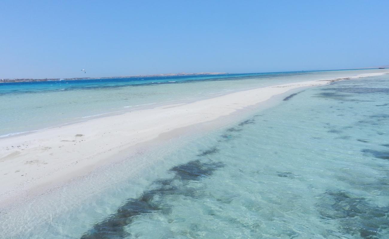 Фото Salah island с светлый песок поверхностью