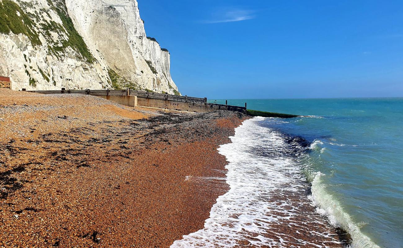 Фото St Margaret's beach с белая чистая галька поверхностью