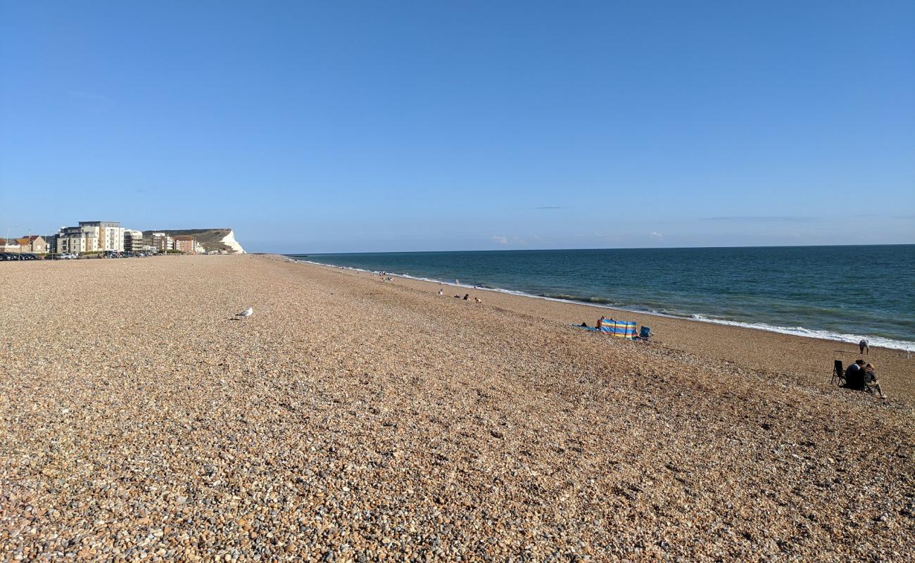 Фото Seaford beach с белая чистая галька поверхностью