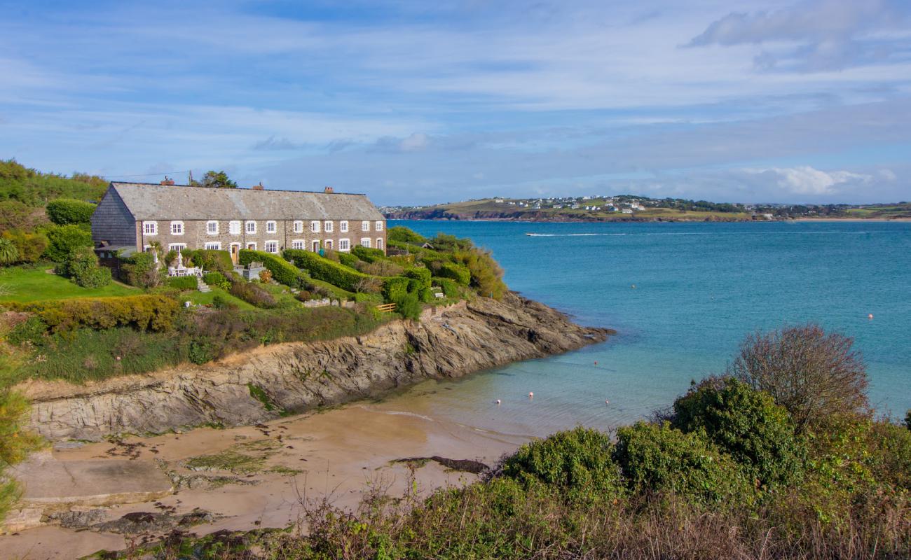 Фото Hawker's Cove, Padstow с светлый песок поверхностью