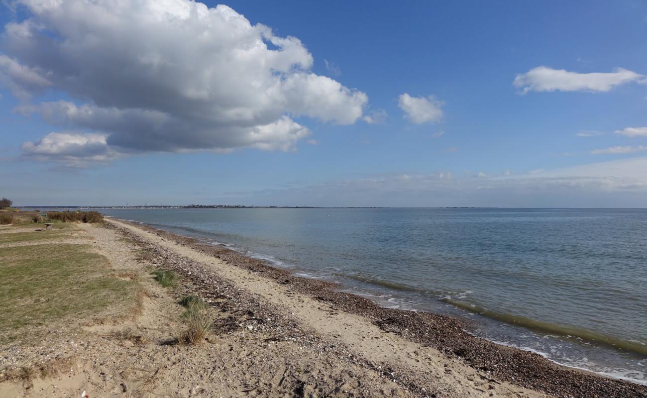 Фото Fen Farm beach с песок с галькой поверхностью