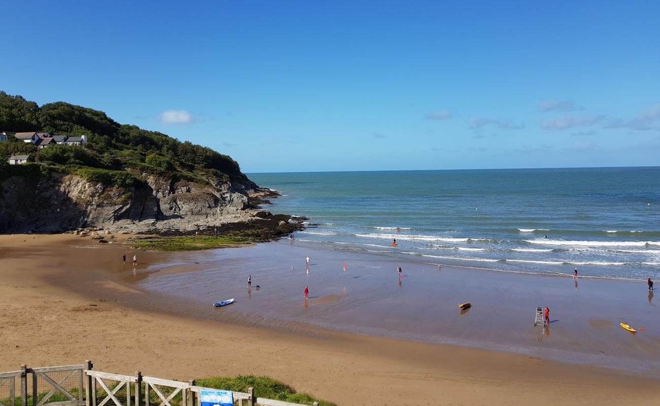 Фото Aberporth beach с светлый песок поверхностью