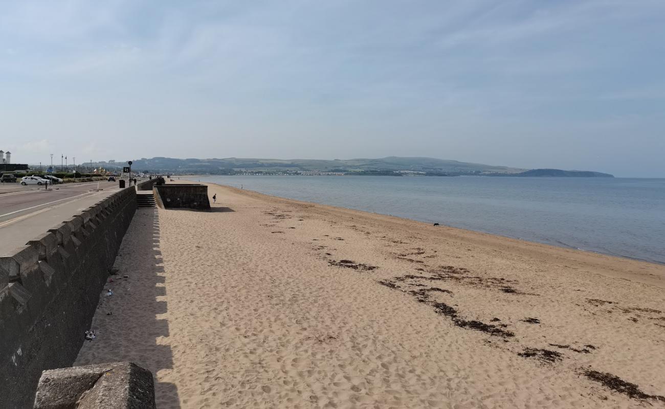 Фото Ayr beach с светлый песок поверхностью