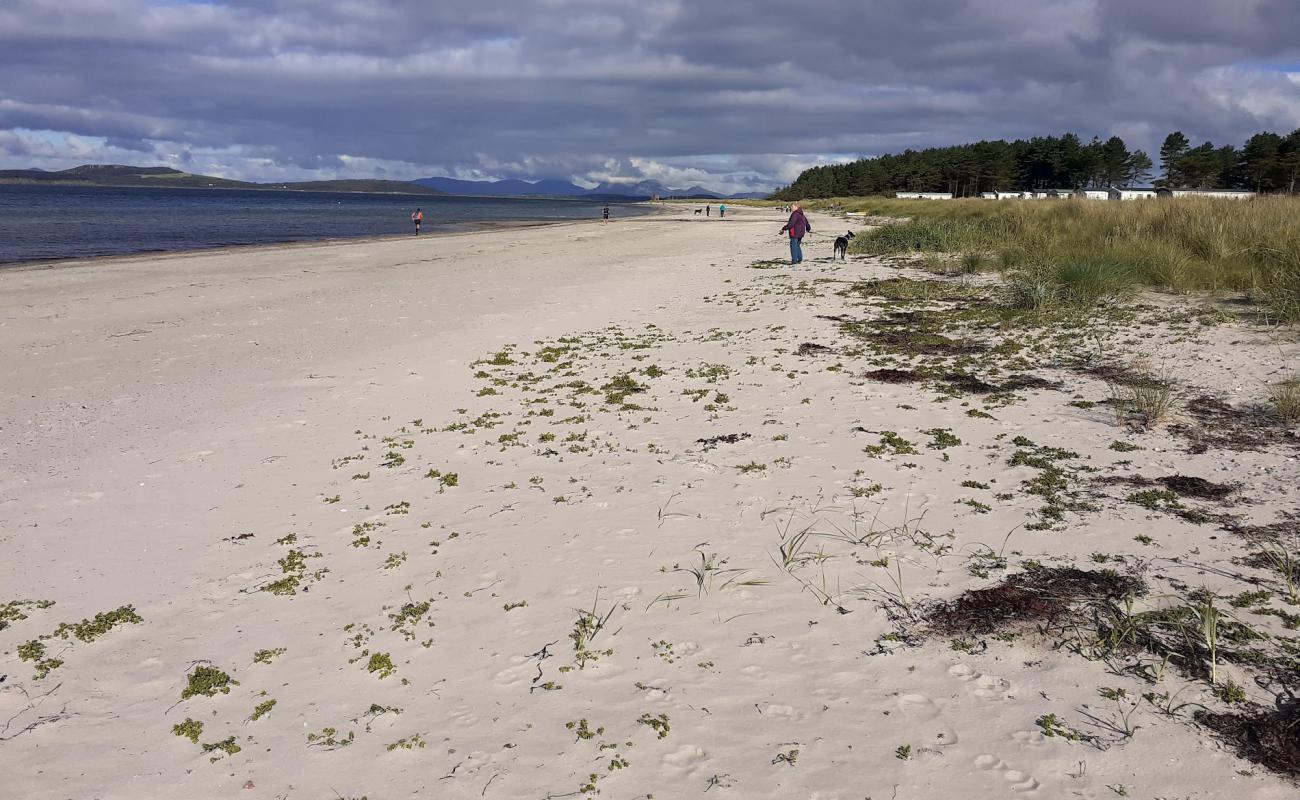 Фото Point Sands Beach с светлый песок поверхностью