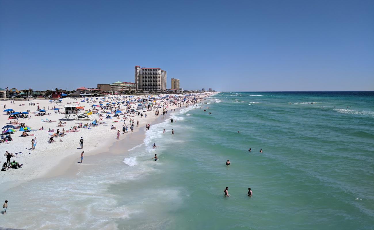 Фото Pensacola Beach с белый чистый песок поверхностью