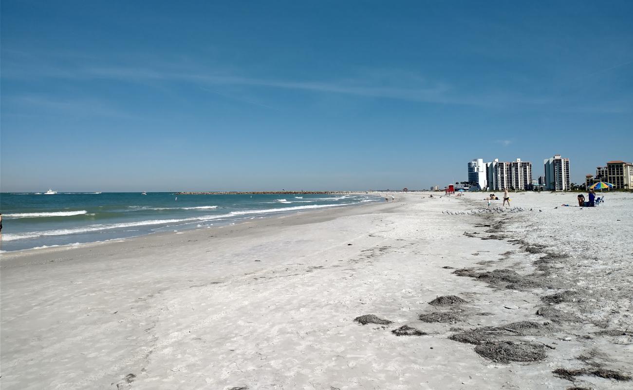 Фото Sand Key Beach с белый чистый песок поверхностью