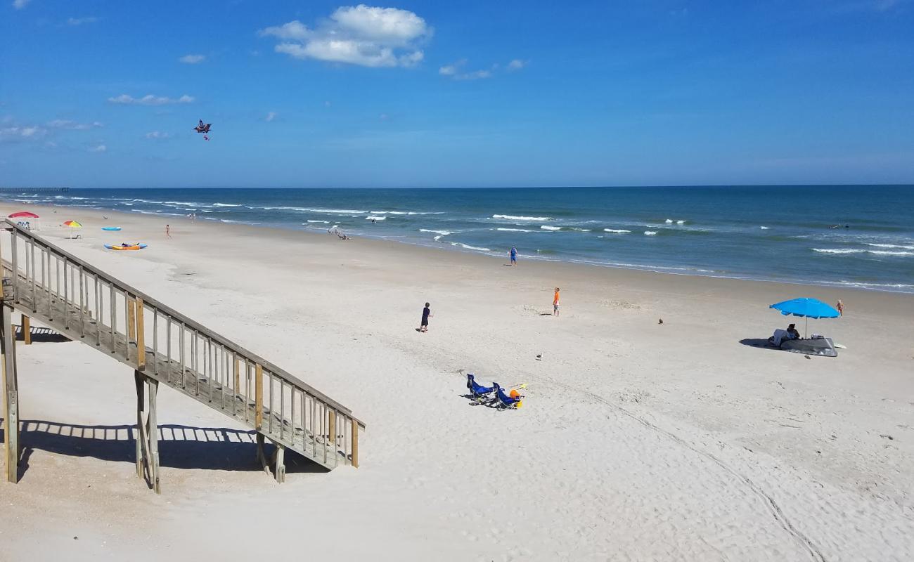 Фото Surf City beach с светлый песок поверхностью