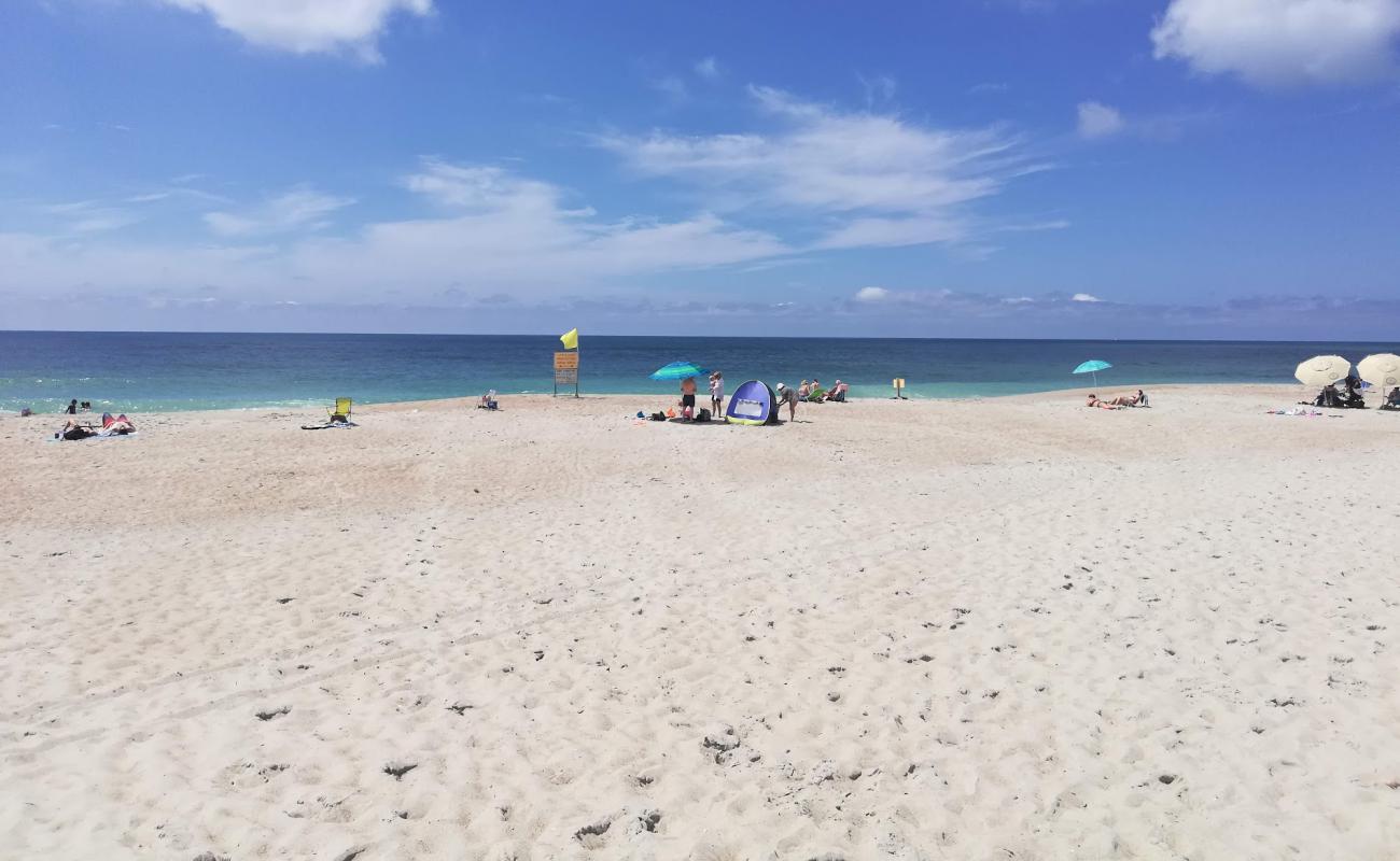 Фото Fort Macon beach с светлый песок поверхностью