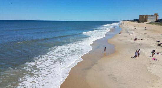 Jennette's Pier beach