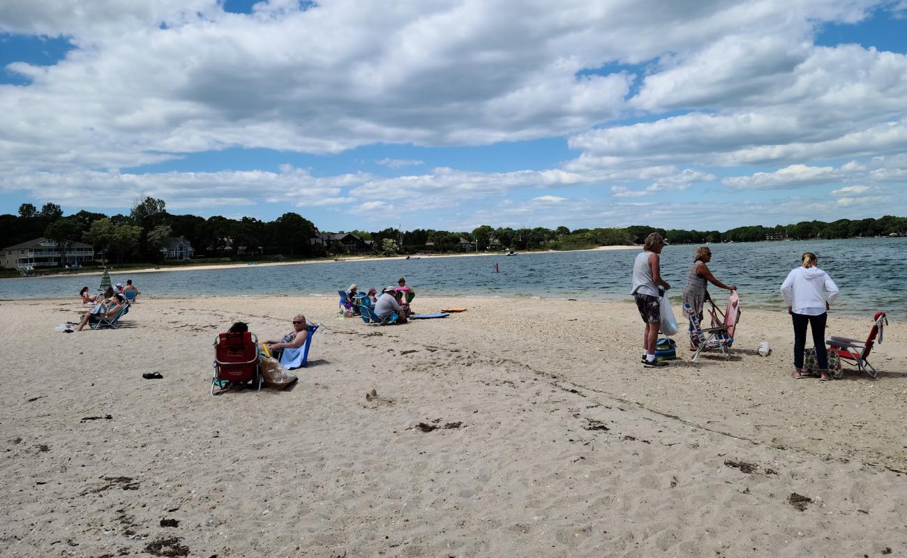 Фото Goose Creek Beach с песок с галькой поверхностью