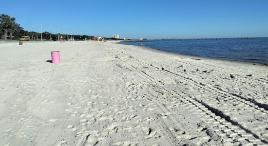 Biloxi beach