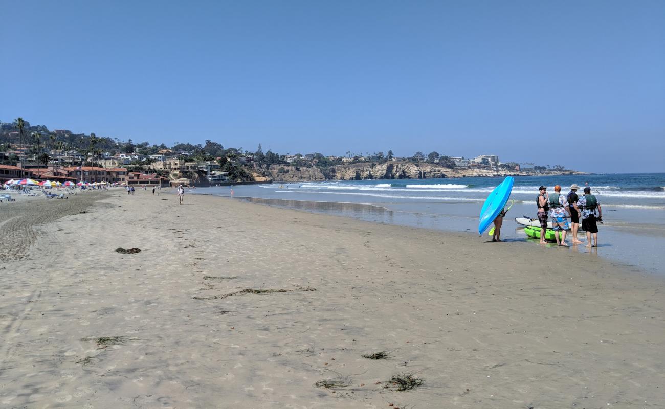 Фото la Jolla Shores с светлый песок поверхностью