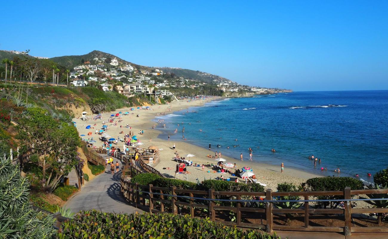 Фото Aliso beach с светлый песок поверхностью