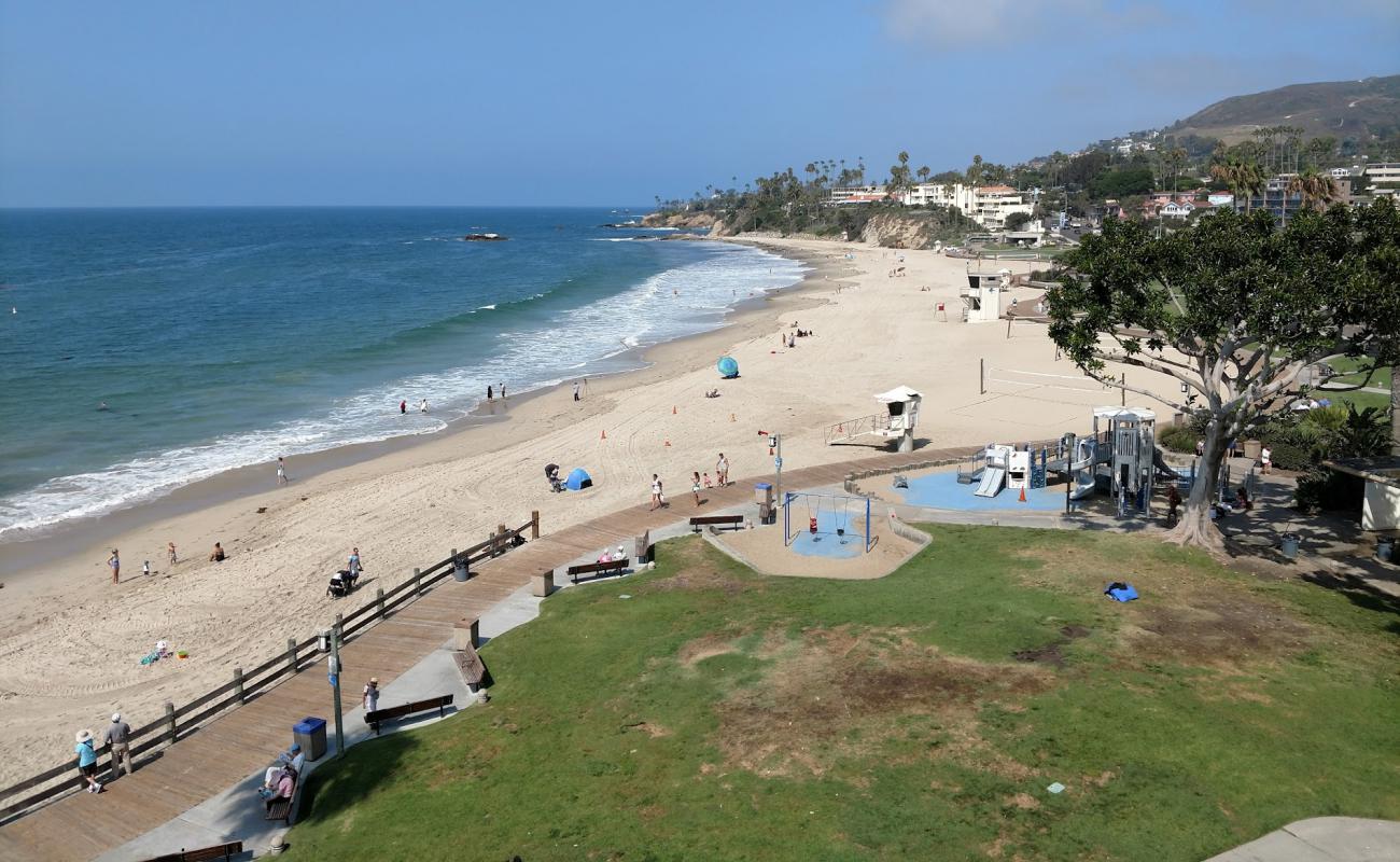 Фото Laguna beach с золотистый песок поверхностью