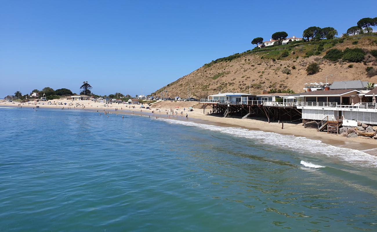 Фото Malibu Lagoon Beach с светлый песок поверхностью