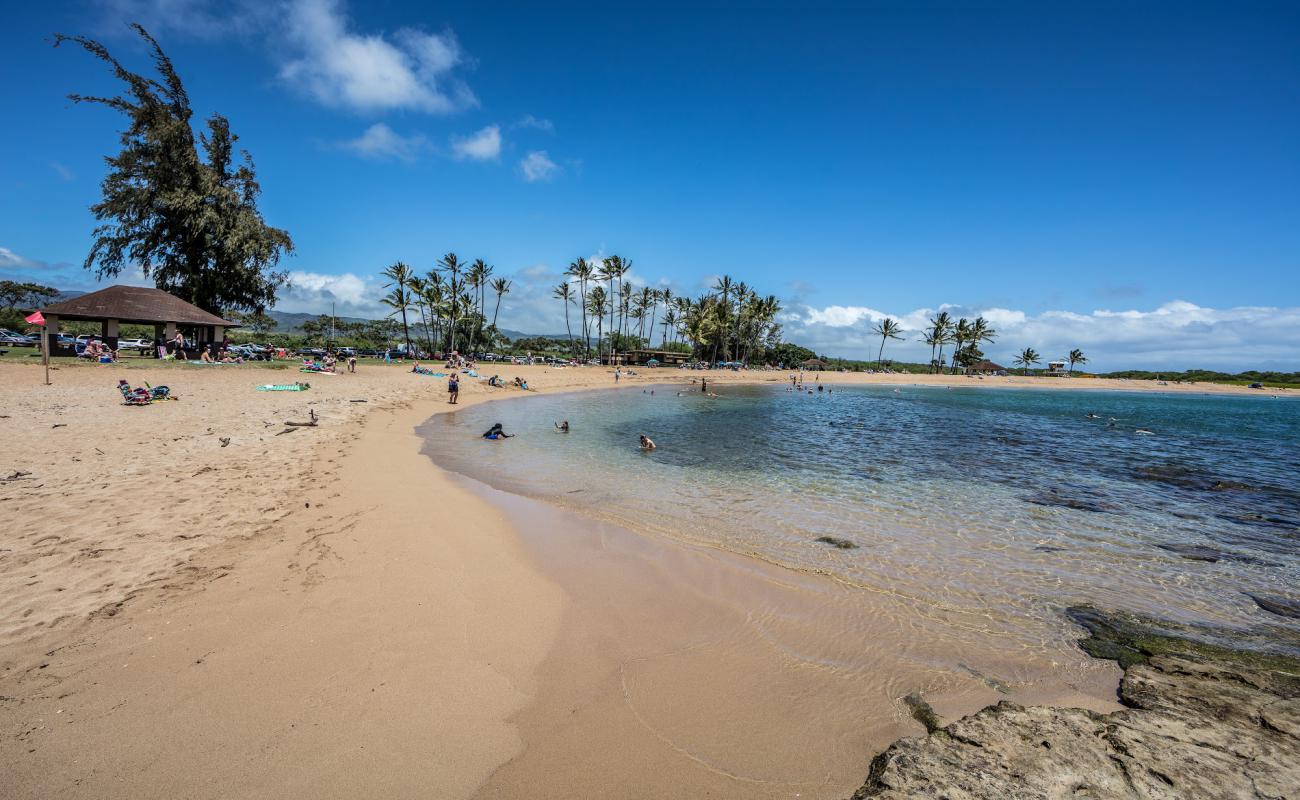 Фото Salt Pond Beach с светлый песок поверхностью