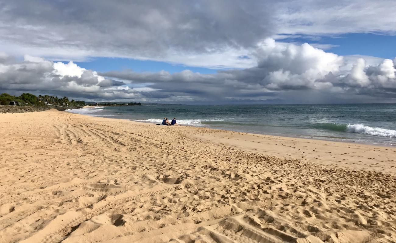 Фото Kekaha Beach с светлый песок поверхностью