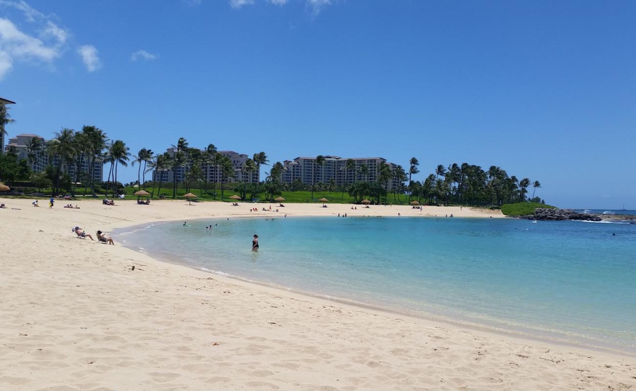 Фото Ko Olina Lagoon III с золотистый песок поверхностью