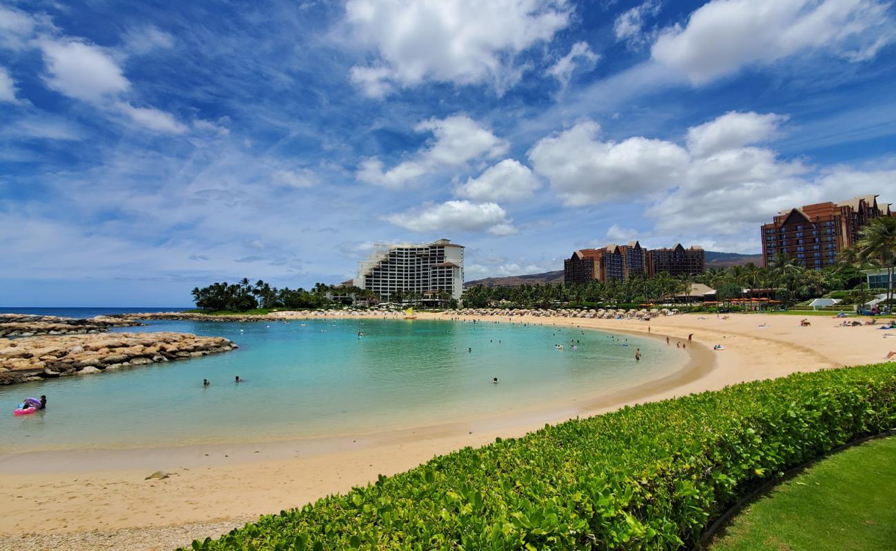 Фото Ko Olina Lagoon beach с золотистый песок поверхностью